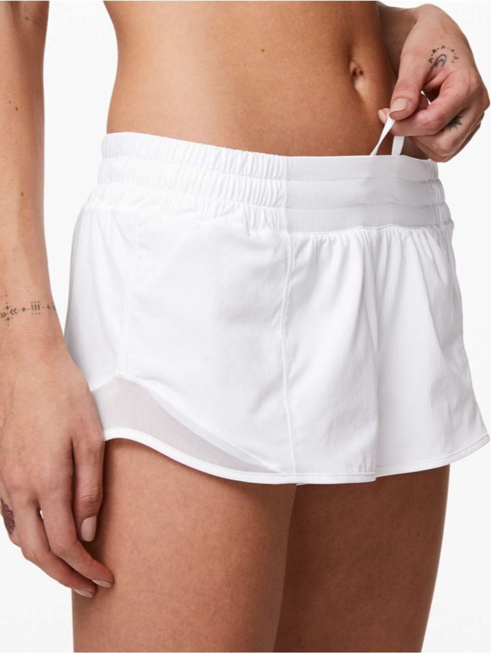 Lululemon Hotty Hot Shorts - size 4